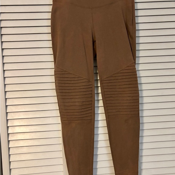 Zenana Outfitters Pants - Zenana Outfitters Moto Leggings